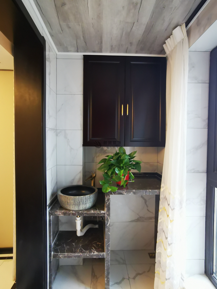 西安(ān)魯班裝(zhuāng)飾出品永和璞玉160平米新(xīn)中(zhōng)式實景照片——陽台設計實景照片